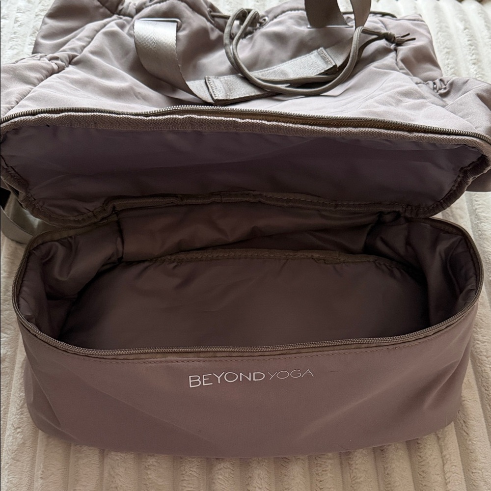 Beyond Yoga Gray Drawstring Backpack - image 5